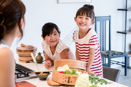 小女孩的微笑图片