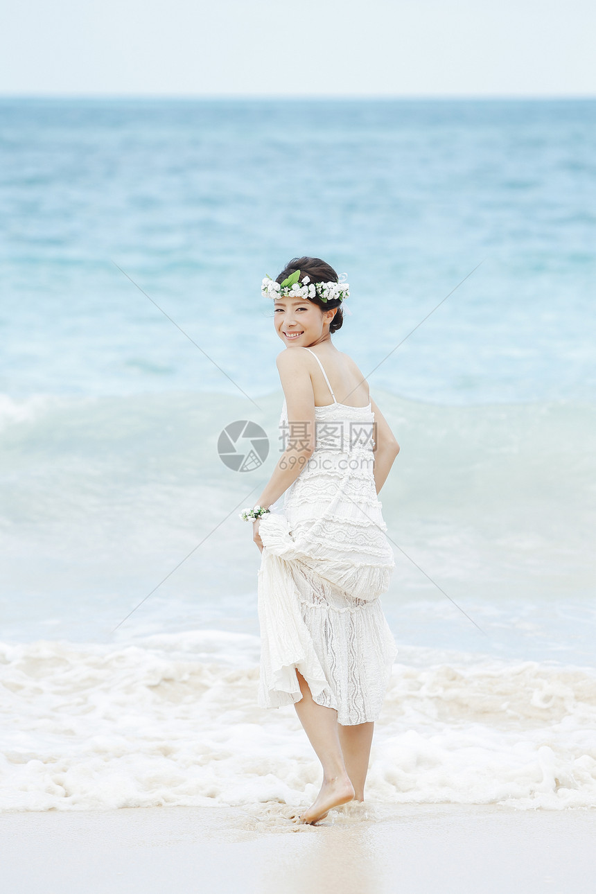 海边的新娘肖像图片