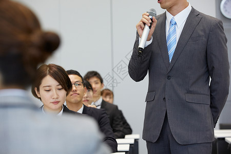 一手娱乐资讯招聘会上演讲背景