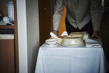 酒店客房服务早餐图片