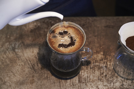 喝气味咖啡师咖啡馆咖啡滴图片