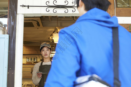 外卖员店内取餐送餐图片