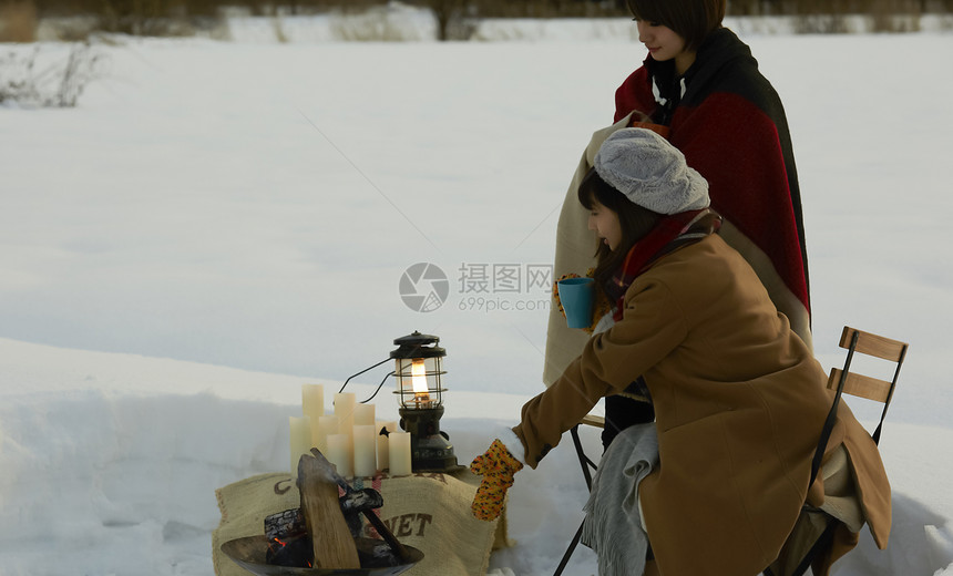 高中同学冬季寒假一起出去旅游图片