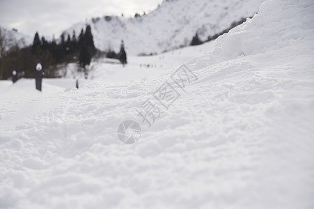 户外滑雪胜地斜坡图片