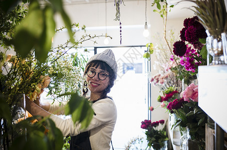  花店的女职工图片