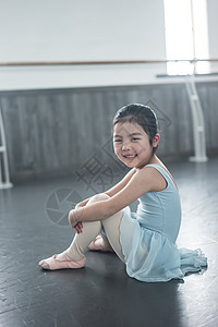 年轻的芭蕾舞学生图片