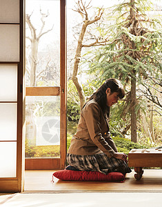 日本的宅邸制服一个男人房子丰富的将棋的实践背景