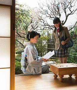双人母亲日本庭院丰富的家庭通知表图片