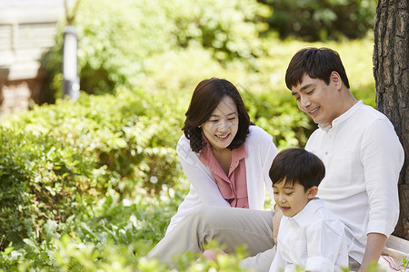 笑韩国人小孩家庭图片