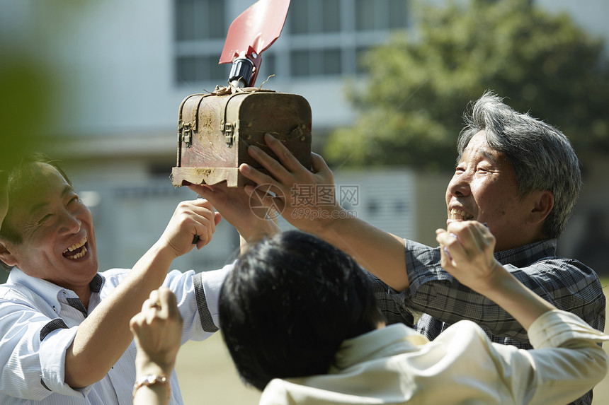 错过亲热女孩高级时间胶囊图像图片