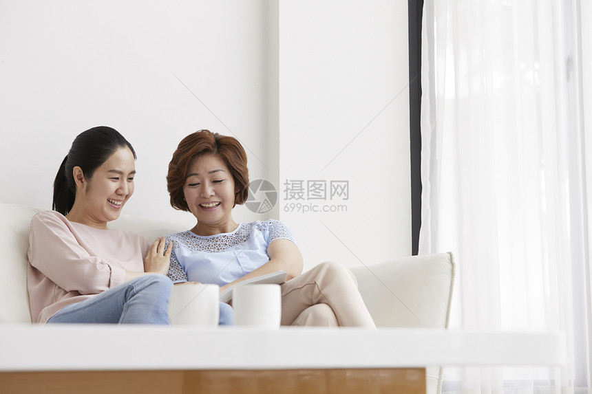 亚洲人杯子韩国母亲女儿母亲和女儿图片