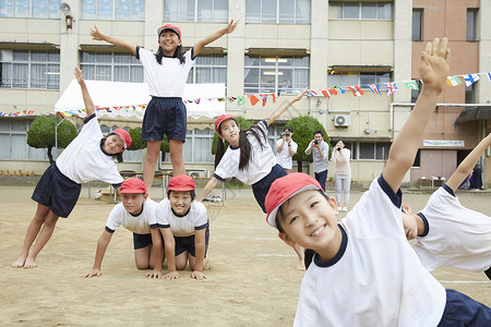 活力小学生做体操图片