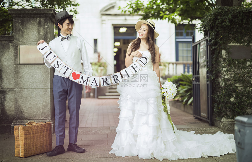 情侣婚纱写真图片