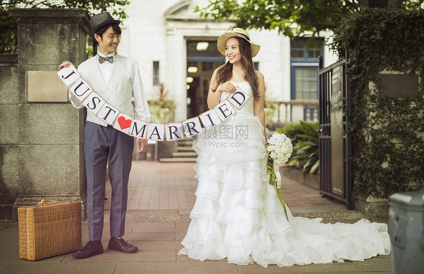 情侣婚纱写真图片