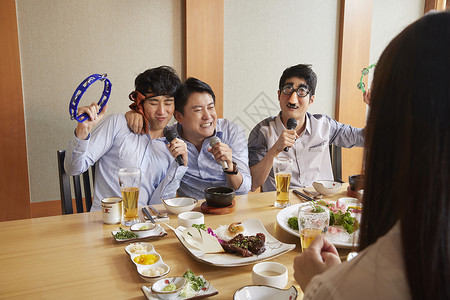 表现形式桌子主管食堂新雇员新餐馆新生意背景