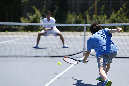 网球选手互联网努力获取打网球的人图片