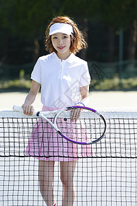 网球服专业全身运动服网球场的女人背景
