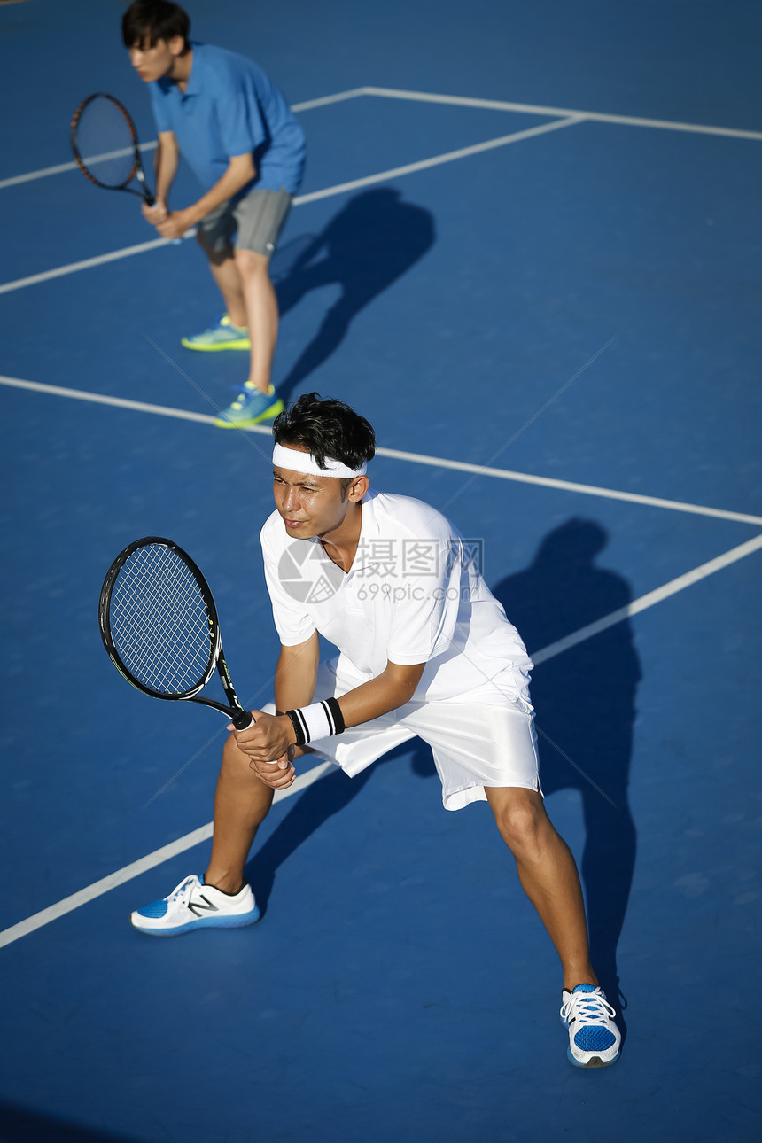 蓝色一双等男子打网球双打图片
