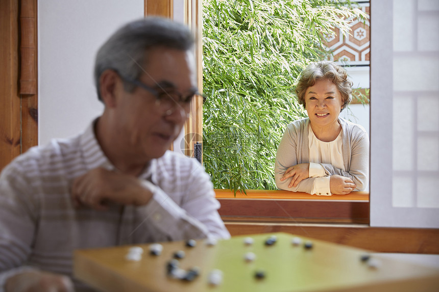 非常小分钟丈夫祖父祖母老夫妇图片