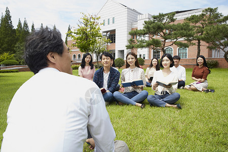 快乐伙伴判断教授大学生图片