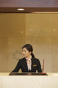 30多岁找工作招聘在酒店接待处工作的女人图片