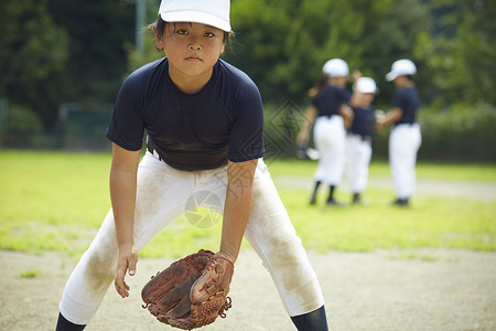 球赛运动场4人少年棒球练习比赛防守肖像背景图片