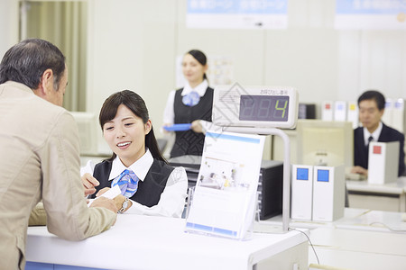 商务室内女银行职员图片素材