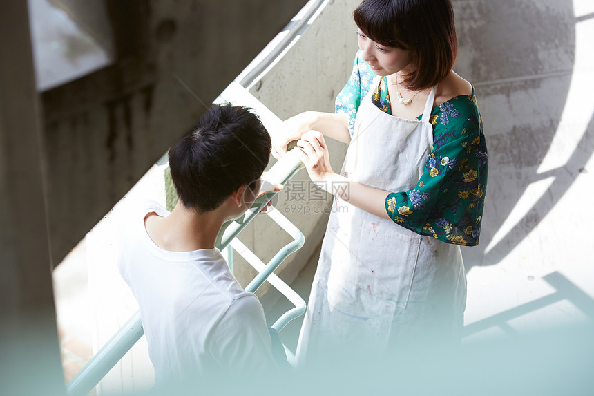 女士们休息男人和女人学生团体艺术图片