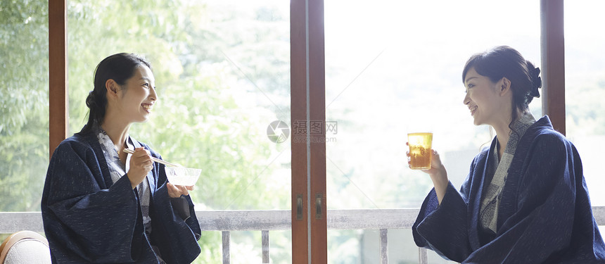 和服美女闺蜜图片