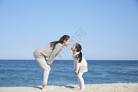 生活负责人天母亲女儿旅行海洋图片