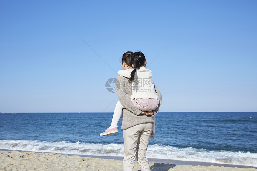 韩国人休息负责人母亲女儿旅行海洋图片