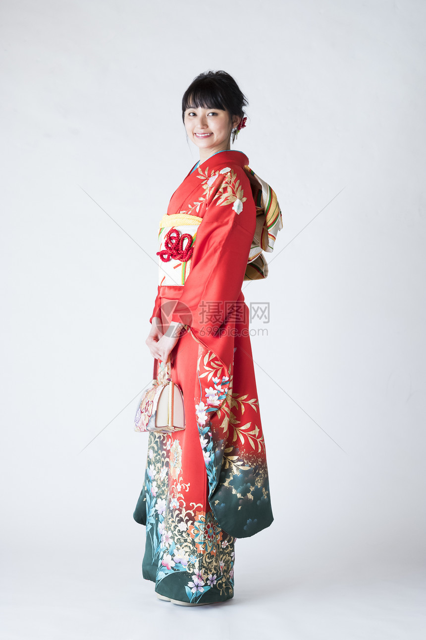 日式和服少女形象图片