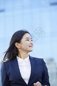 古朴风招聘微笑的职业女性侧脸背景