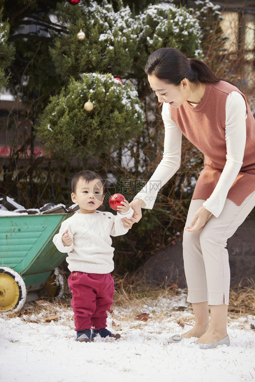 妈妈和孩子的欢乐时光图片