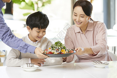 非常小植物迷笛妈妈儿子餐馆图片