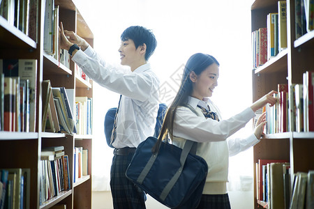 爱情图书素材双人女房屋图书馆里的学生背景
