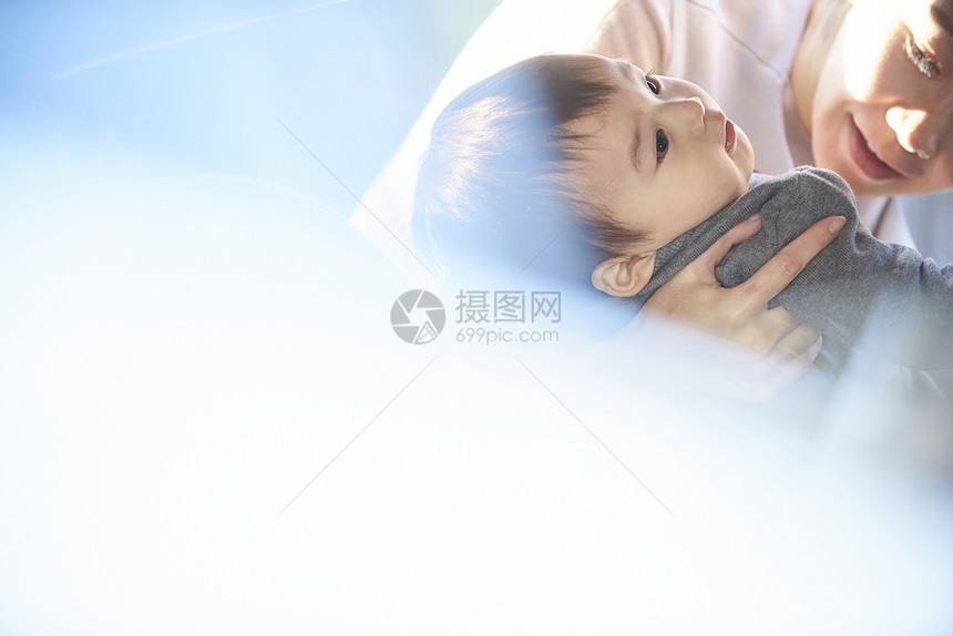 亚洲人文科硕士扣环妈妈儿子婴儿汽车座椅韩语图片