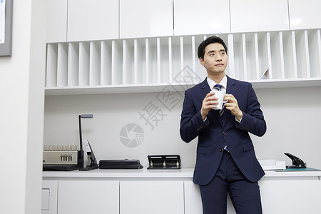 成人成年男子食物商人办公室韩国人图片