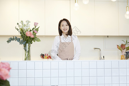 快乐成立商店花店年轻女子韩国人图片