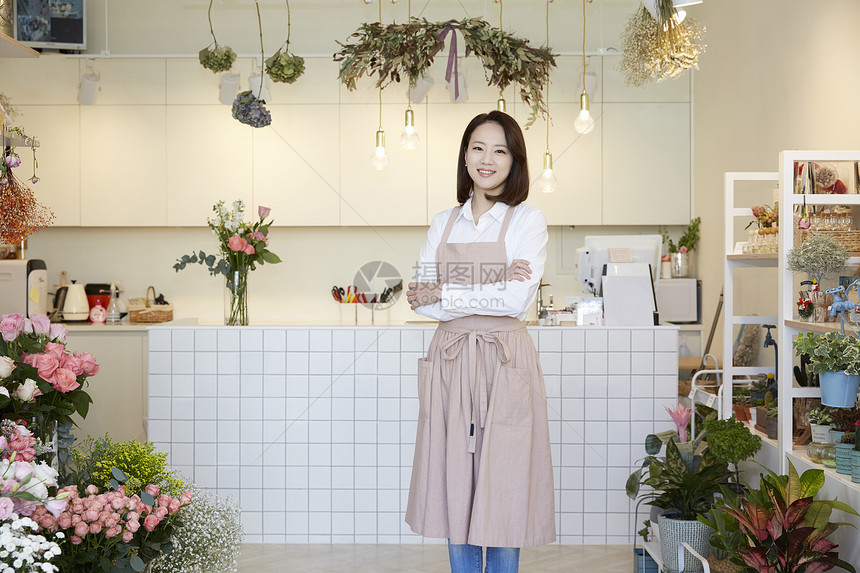 表示围裙幸福花店年轻女子韩国人图片