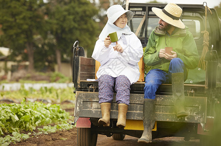 农活人类复制空间农业打破农夫妇女和外国人图片