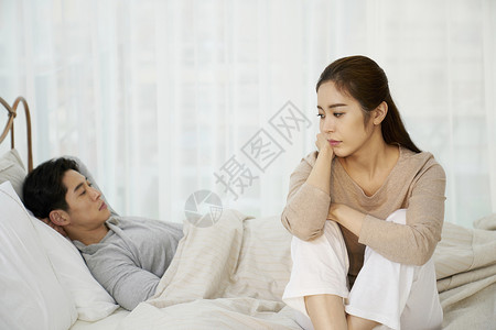 成人丧失精神或决心30岁情侣韩国人图片