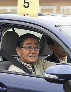 更新双人70几岁高级驾驶学校驾驶图片