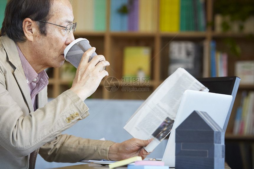 检查热情男人们业务高级图片