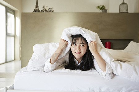 新生代在内上身生活卧室大学生韩语背景图片