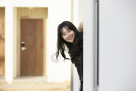 前视图非常小住房生活外出大学生韩国人图片