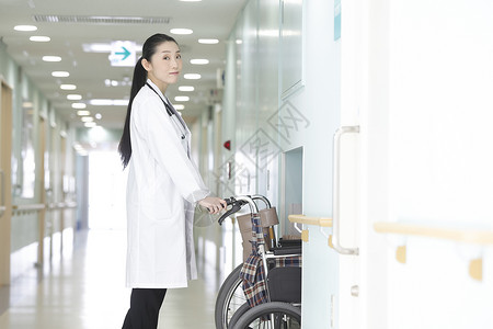 工作职责留白女医院轮椅女医生图片