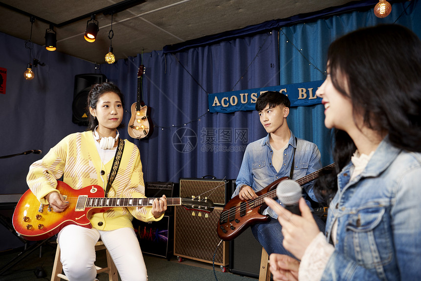 韩国密切关系强烈的感情生活音乐20多岁青春图片
