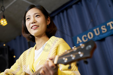 亚洲人判断玩生活音乐20多岁青春图片