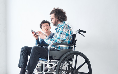 男外国人男子轮椅商人图片
